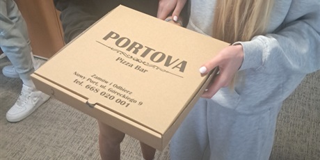 Powiększ grafikę: poczestunek-z-okazji-dnia-dziecka-i-zakonczenia-roku-szkolnego-2024-2025-627289.jpg