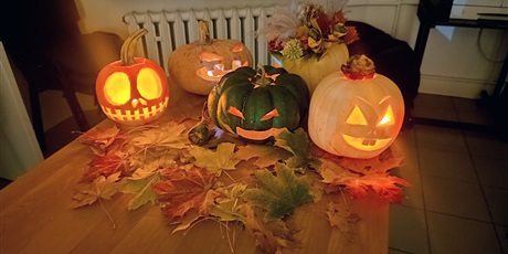 Powiększ grafikę: prezentacja prac 