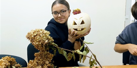 Powiększ grafikę: prezentacja prac 