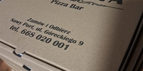 Powiększ grafikę: Pizza dla wszystkich wychowanków.
