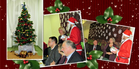 Powiększ grafikę: Kolaż zdjęć:na pierwszym świątecznie udekorowana choinka, na drugim Święty Mikołaj wręcza prezent Pani Wicedyrektor Drozdowskiej na trzecim Święty Mikołaj wręcza prezent Dyrektor Bursy Jolancie Banach