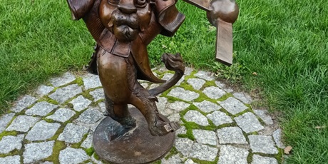 Powiększ grafikę: Lew Hewelion